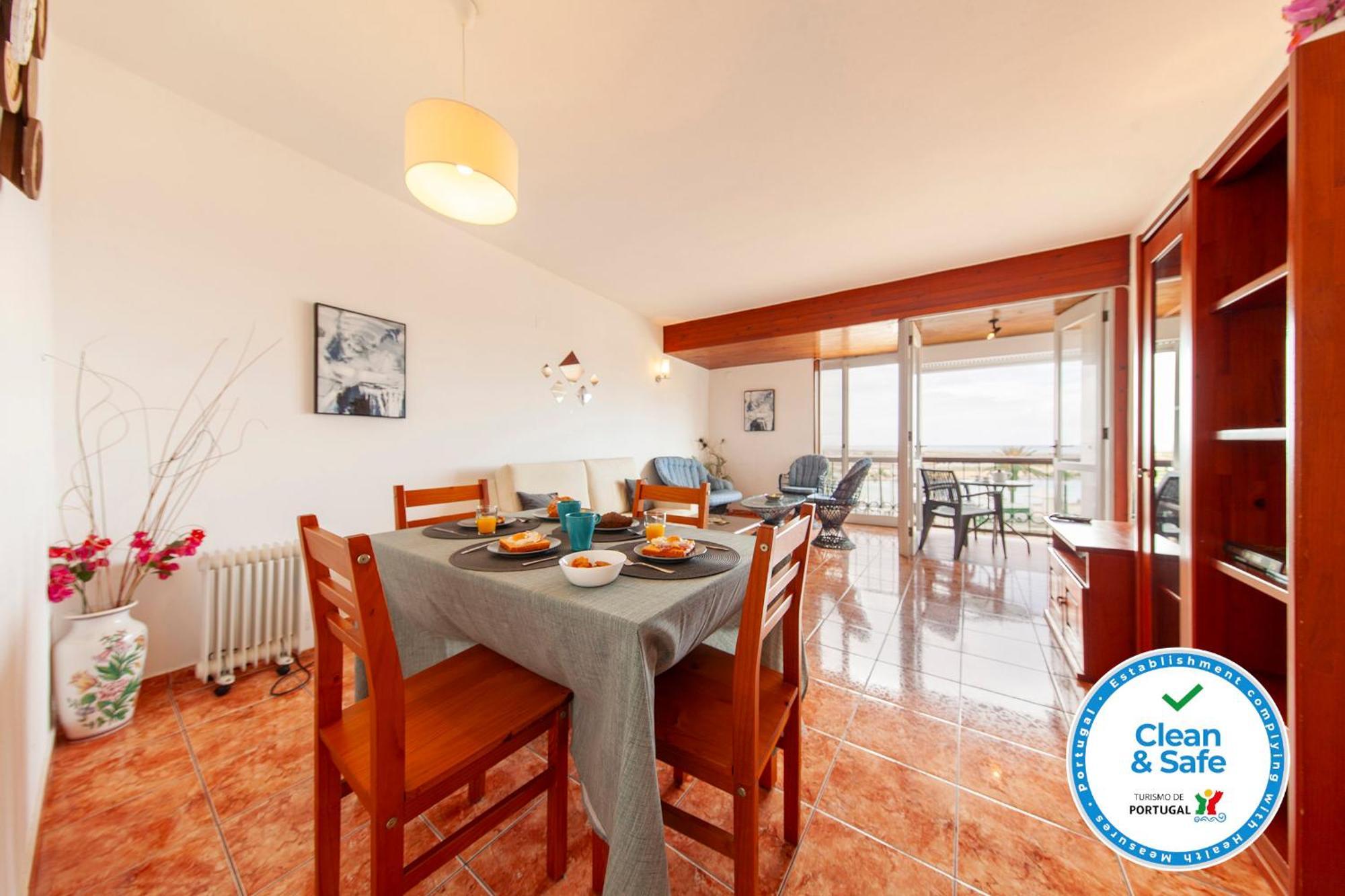 Daire 60 M2, 2 Yatak Odalı, 1 Banyolu , Kent Merkezi Bölgesinde Lagos